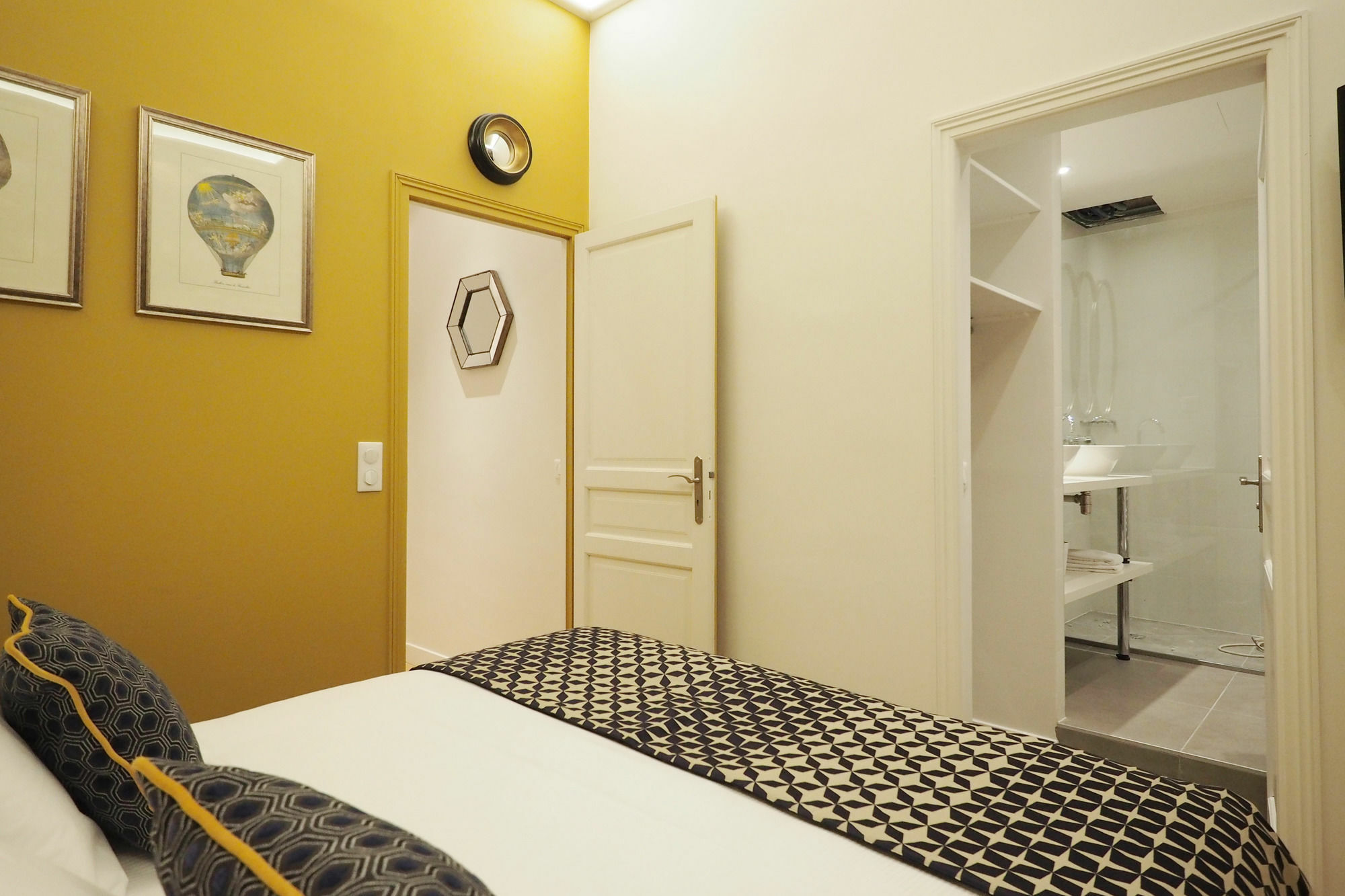 Louvre Opera Design Chicsuites Париж Екстер'єр фото